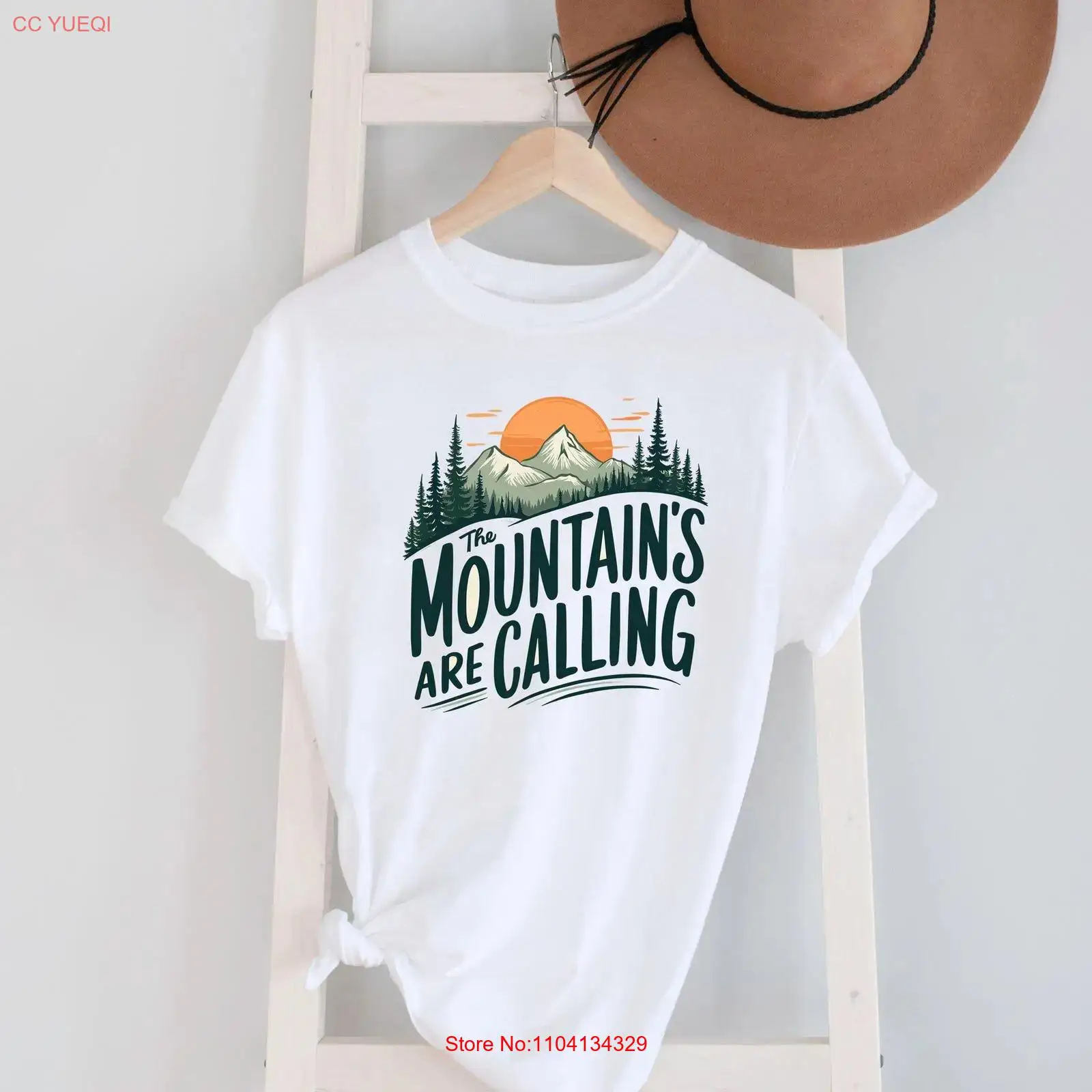 Outdoor Adventure Quotes Short - Camiseta com Estampa de Paisagem e
