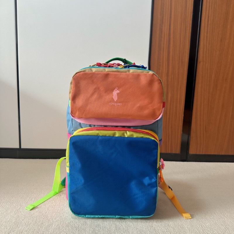 Mochila Color Block Dopamine,  - Outdoor Adventure Trips avaliação e preço