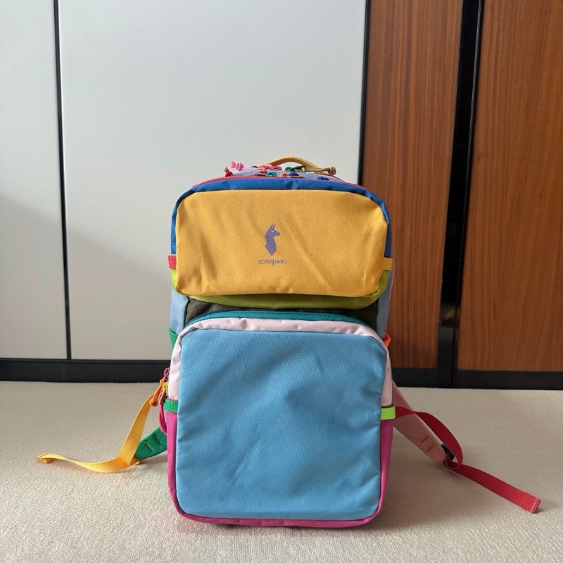 Mochila Color Block Dopamine,  - Outdoor Adventure Trips avaliação e preço